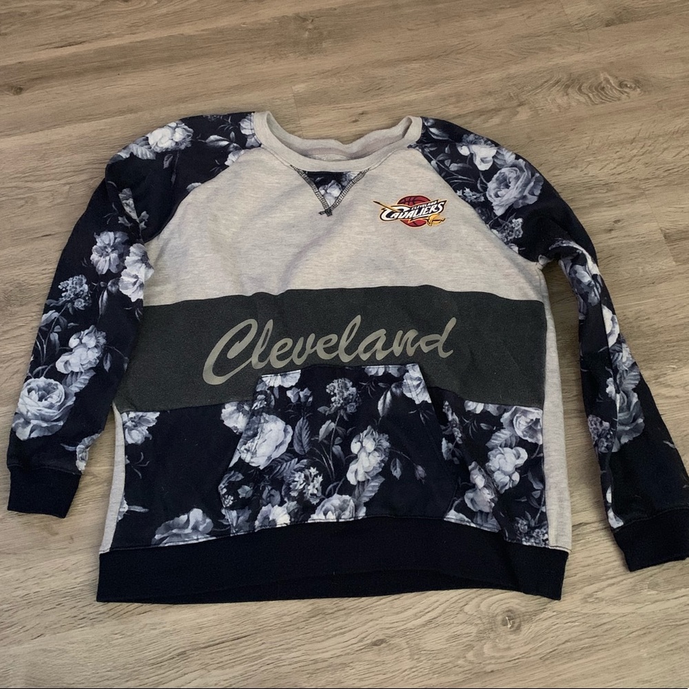Cleveland Cavaliers Crew Neck